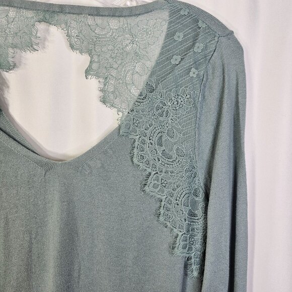 Maurices Medium Lace Open Back V-Neck Long Sleeve Top Shirt Blue Gray - Picture 5 of 7